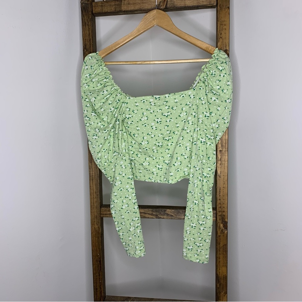 ASOS DESIGN square neck ruched bust long sleeve top in pastel floral - Picture 4 of 5